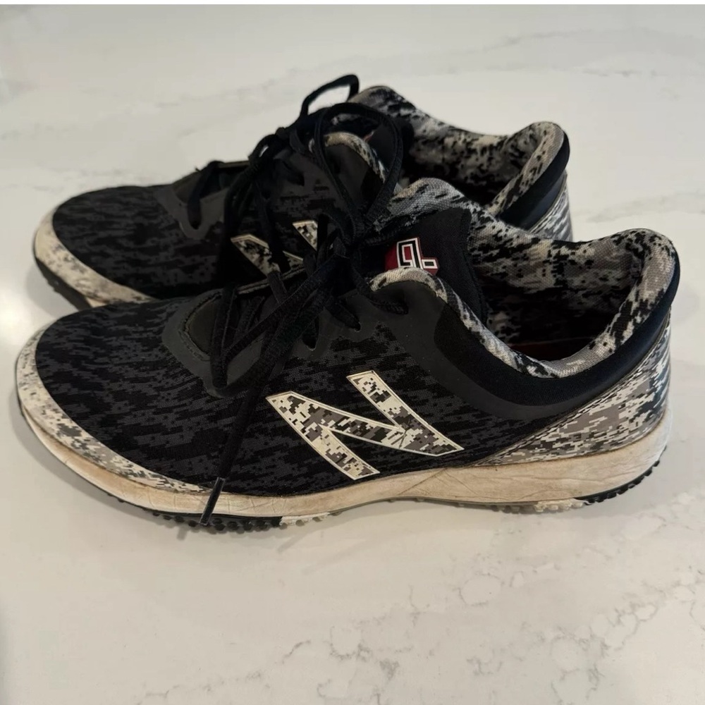 Men’s New Balance 4040 Baseball Turf Shoe
